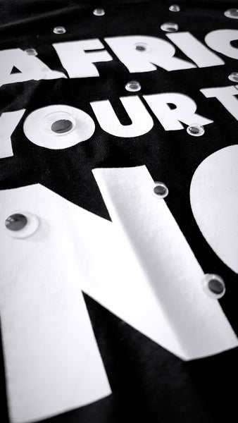 Phaphama ‘Awaken’ T-shirt (black)